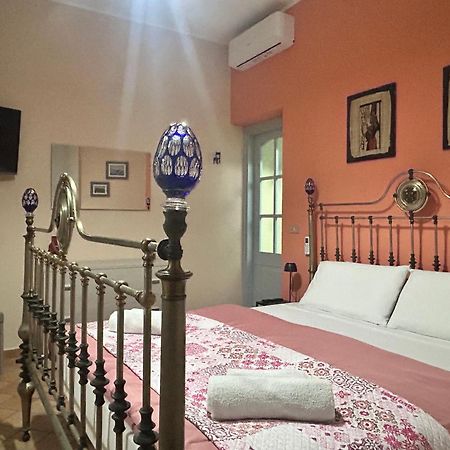 Casa Amelia - Charme In Taormina Villa Buitenkant foto