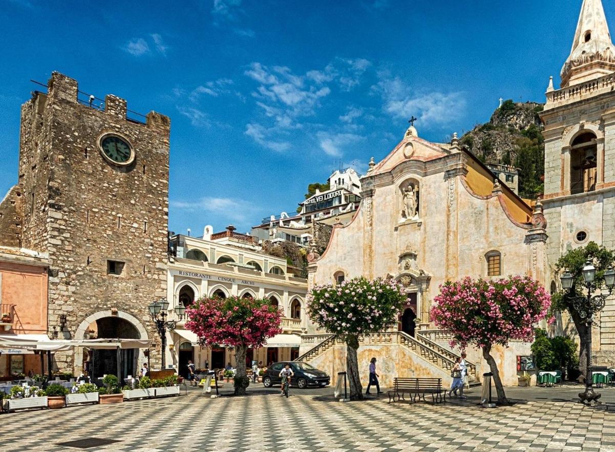 Casa Amelia - Charme In Taormina Villa Buitenkant foto