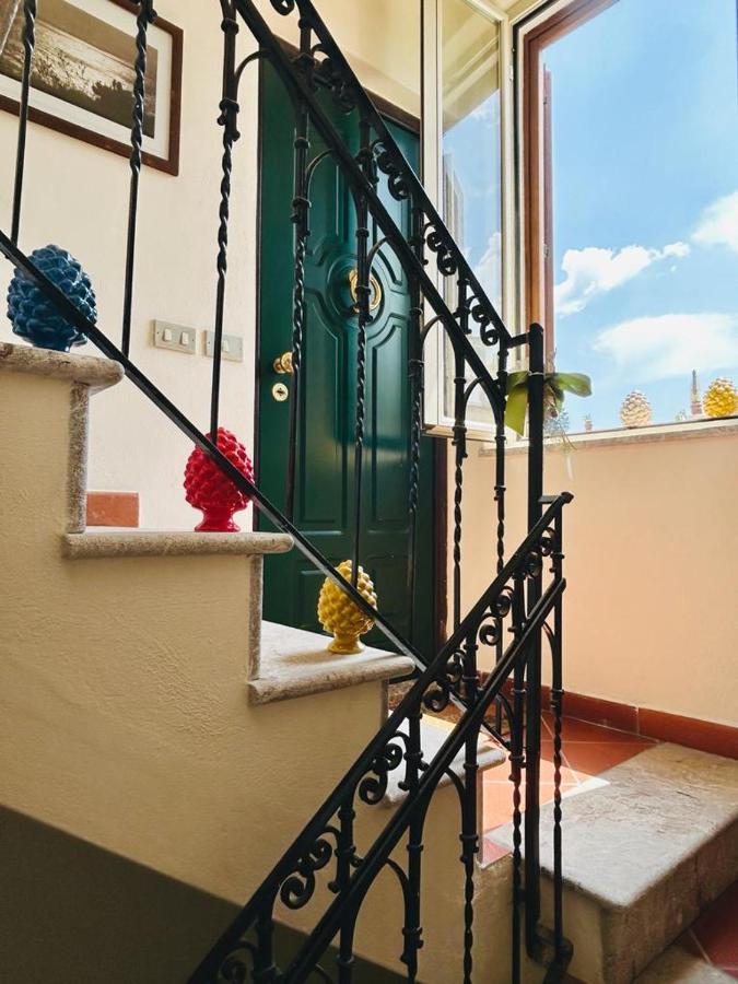 Casa Amelia - Charme In Taormina Villa Buitenkant foto